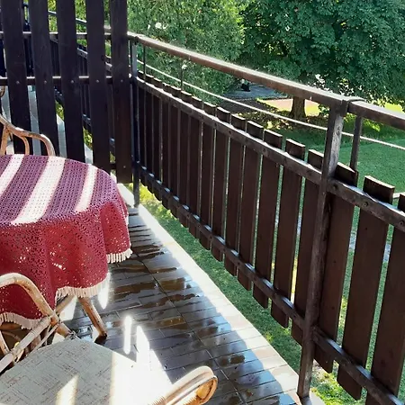 Haus Andrea - Die Goldenen Siebziger Guest house