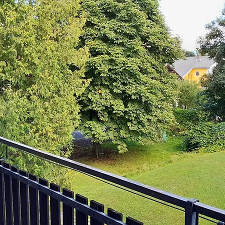 Haus Andrea - Die Goldenen Siebziger Guest house *